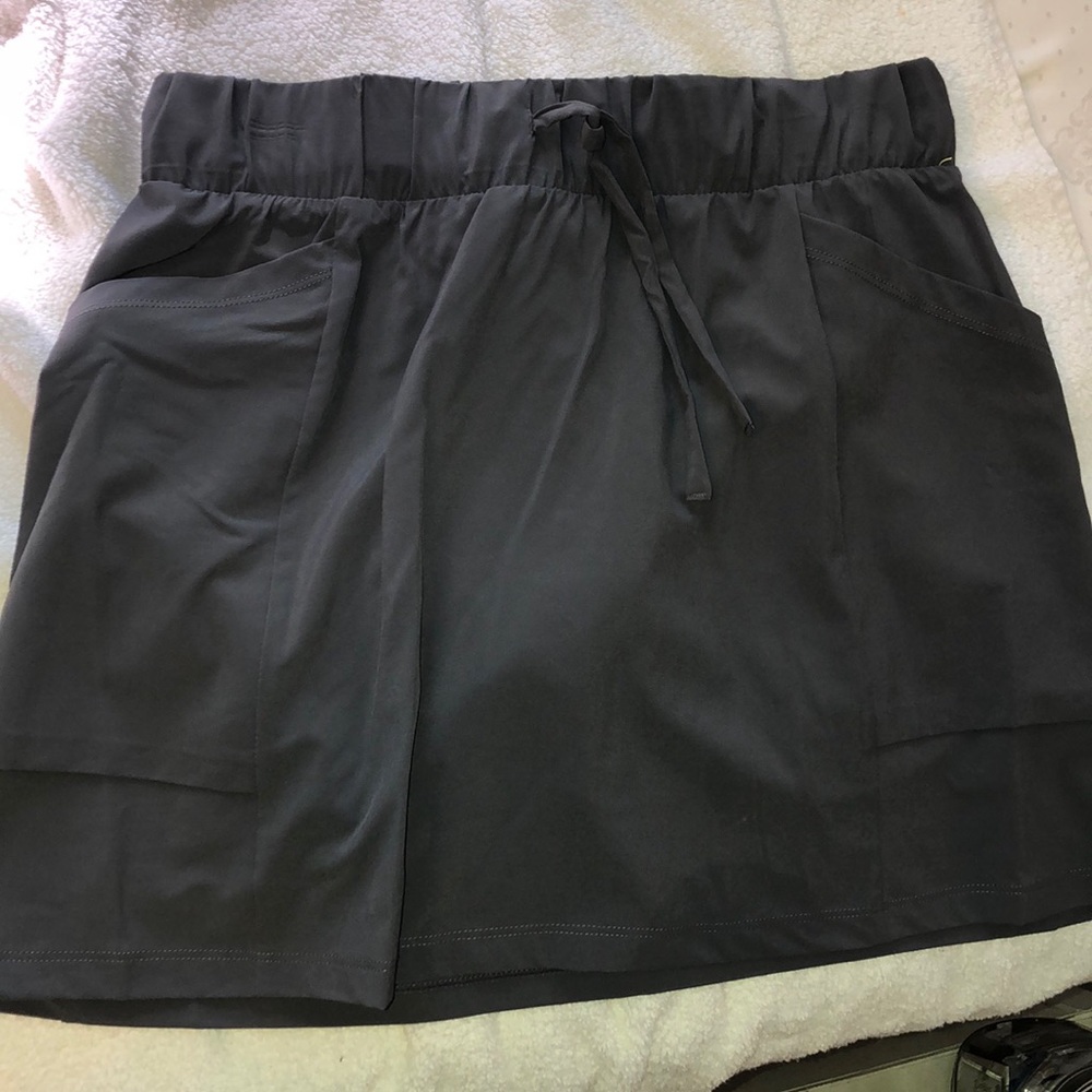Gray skort